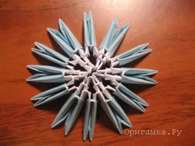 Снежинки из бумаги. Модульное оригами