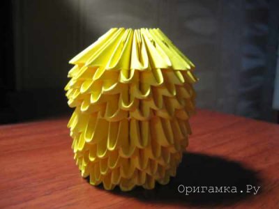 Модульное оригами цыпленок в скорлупе
