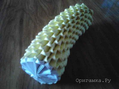 Модульное оригами банан и груша - автор Сергей Саквенков