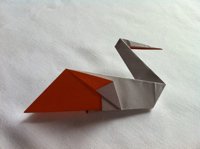 Бумажный пеликан