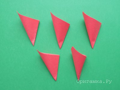  Рождественская звезда «Пуансеттия» из бумаги в технике оригами