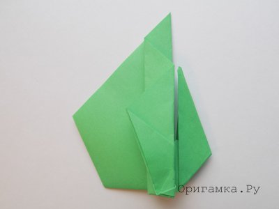 Павлин из бумаги в технике оригами